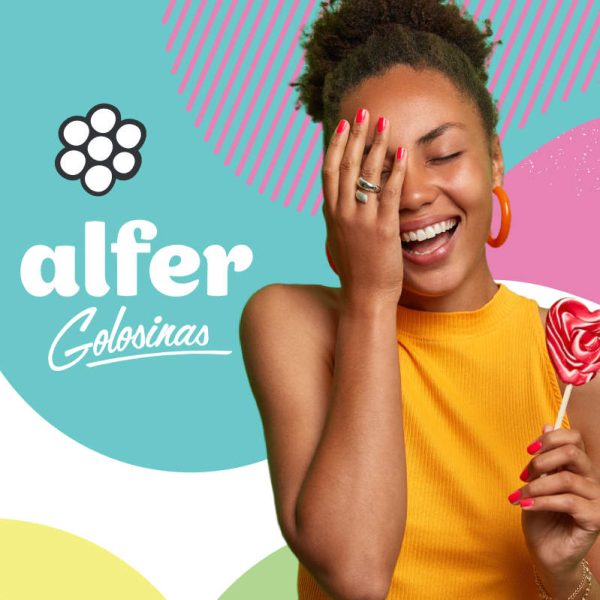 Chica con piruleta diseño de bolsas para golosinas Alfer