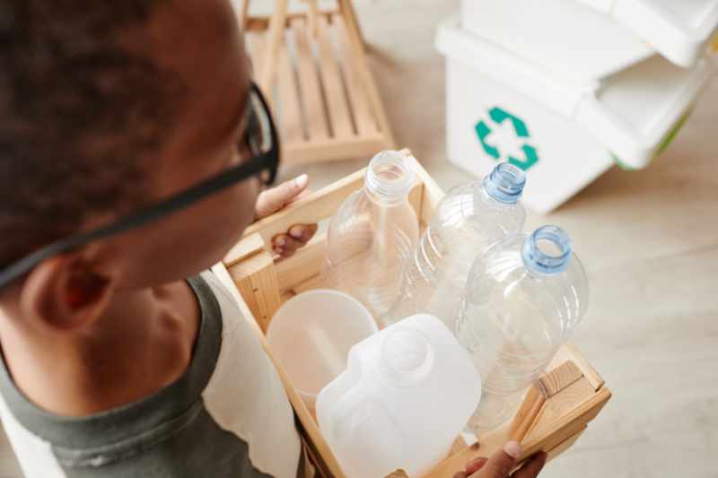 Uso de bolsas de basura La Casera para restos reciclables